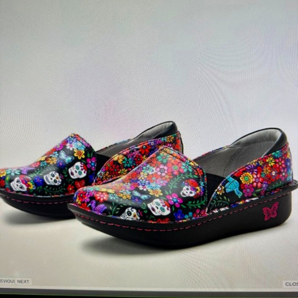 Alegria Paloma Ofrenda size 41 Sugar Skulls NEW in box